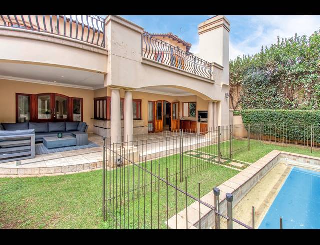 4 BEDROOM HOUSE FOR SALE IN BRYANSTON